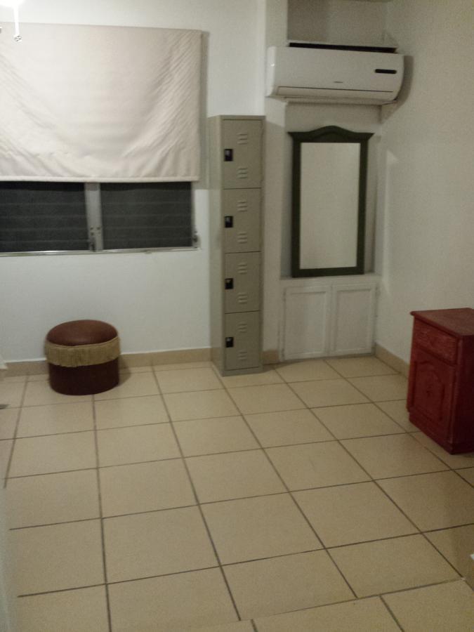 Hostal Aqui Me Quedo San Pedro Sula Dış mekan fotoğraf